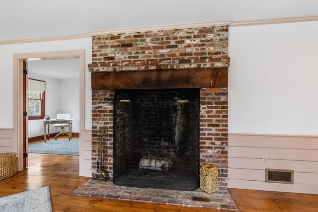 19 Bayberry Drive, Eliot, ME 03903