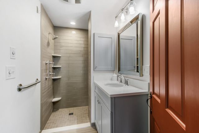 19 Bayberry Drive, Eliot, ME 03903