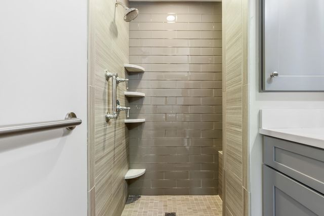 19 Bayberry Drive, Eliot, ME 03903