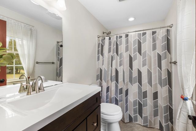 19 Bayberry Drive, Eliot, ME 03903