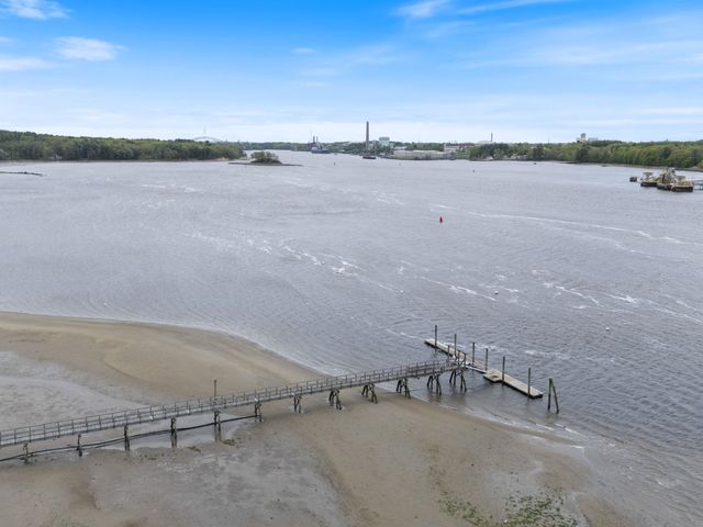 19 Bayberry Drive, Eliot, ME 03903