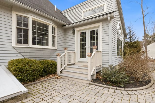 19 Bayberry Drive, Eliot, ME 03903