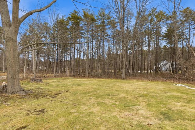 19 Bayberry Drive, Eliot, ME 03903