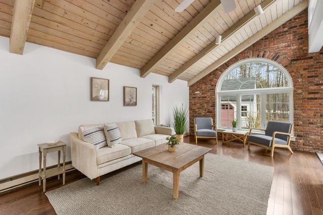 19 Bayberry Drive, Eliot, ME 03903