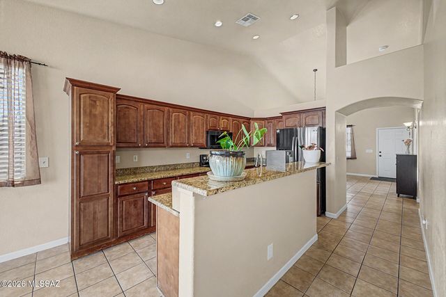 9120 E Arbab Court, Tucson, AZ 85747
