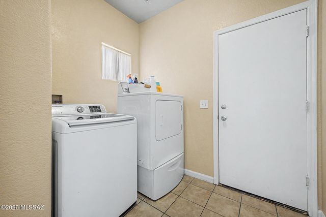 9120 E Arbab Court, Tucson, AZ 85747