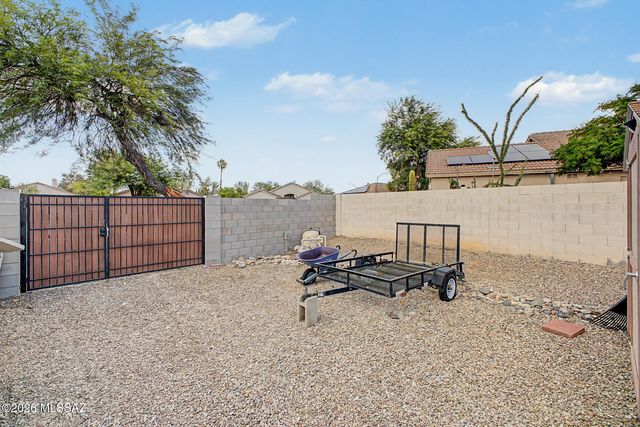 9120 E Arbab Court, Tucson, AZ 85747