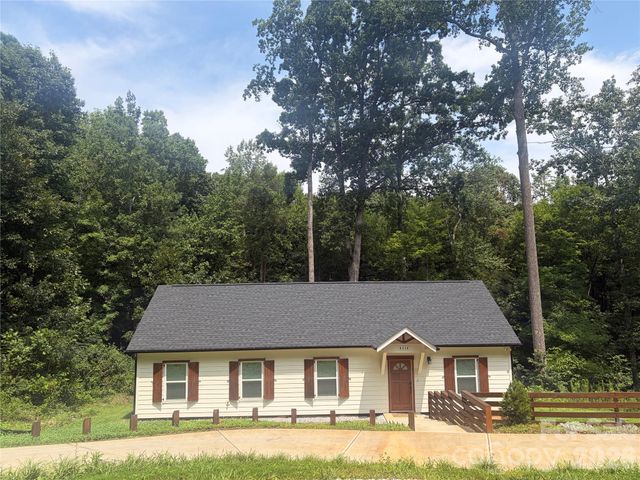 6524 Mintbrook Drive, Mint Hill, NC 28227