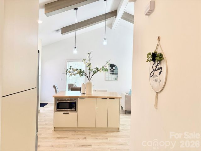 6524 Mintbrook Drive, Mint Hill, NC 28227