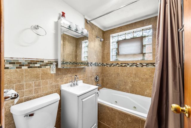 9747 S Harvard Avenue, Chicago, IL 60628