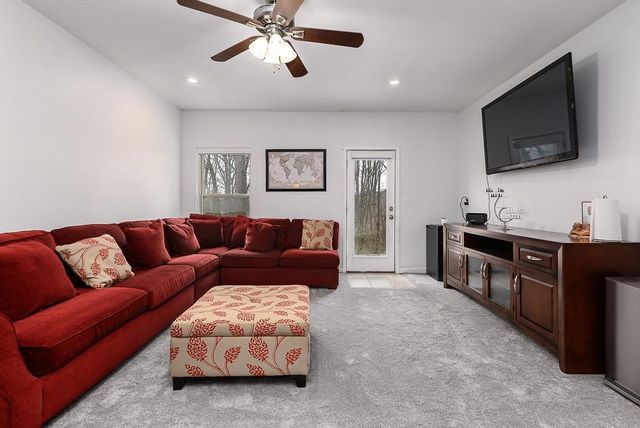 715 N 74th Street, Kansas City, KS 66112