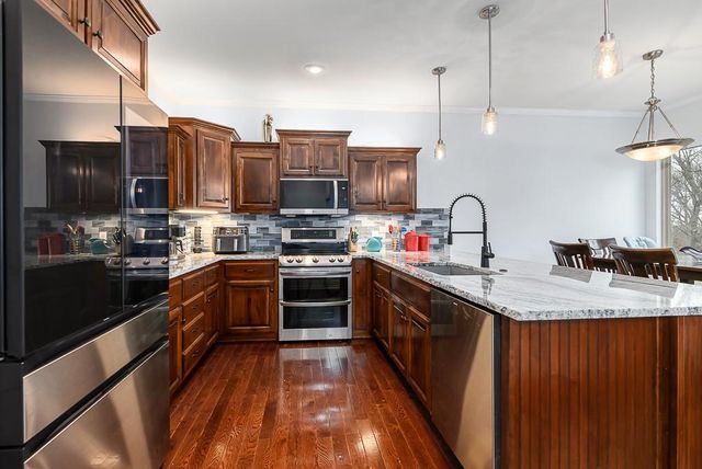 715 N 74th Street, Kansas City, KS 66112