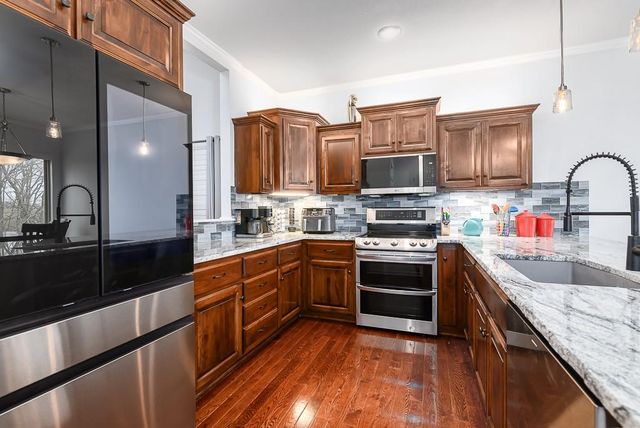 715 N 74th Street, Kansas City, KS 66112