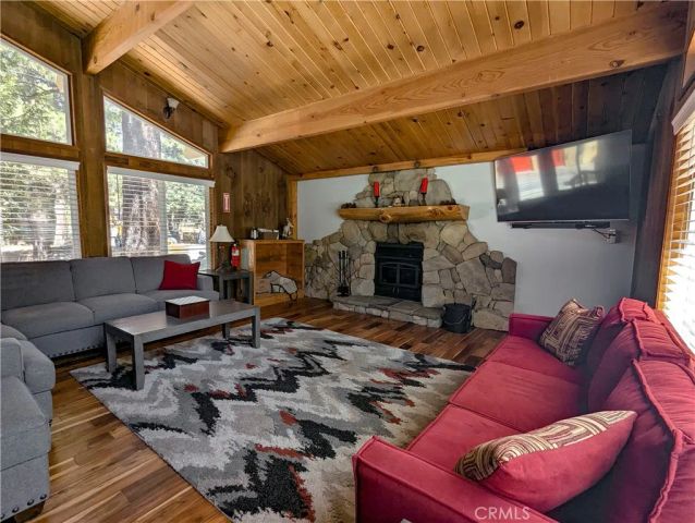 33597 Green Valley Lake Road, Green Valley Lake, CA 92341