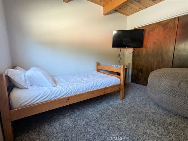 33597 Green Valley Lake Road, Green Valley Lake, CA 92341