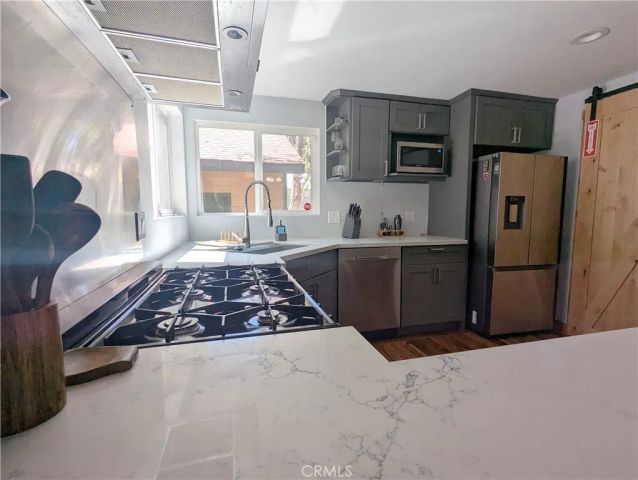 33597 Green Valley Lake Road, Green Valley Lake, CA 92341