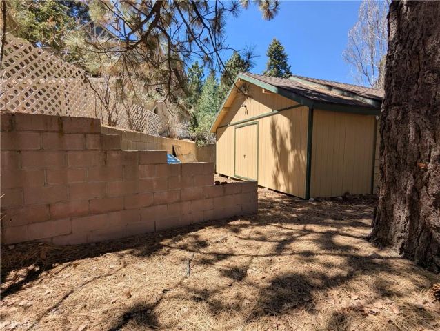 33597 Green Valley Lake Road, Green Valley Lake, CA 92341
