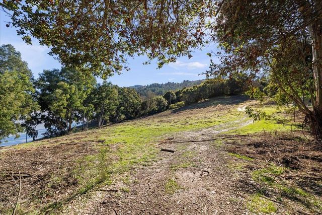 2 Old Santa Cruz Hwy, Los Gatos, CA 95033