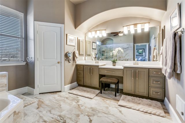 2929 Oak Point Drive, Garland, TX 75044