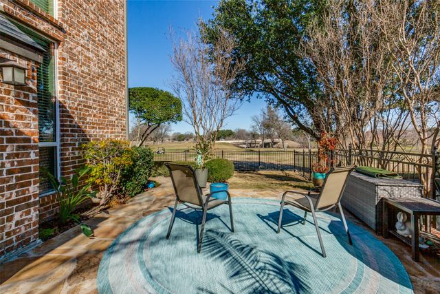 2929 Oak Point Drive, Garland, TX 75044