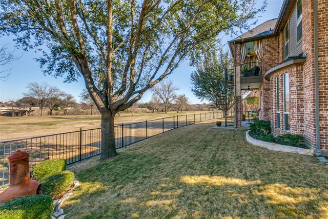2929 Oak Point Drive, Garland, TX 75044