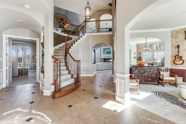 2929 Oak Point Drive, Garland, TX 75044