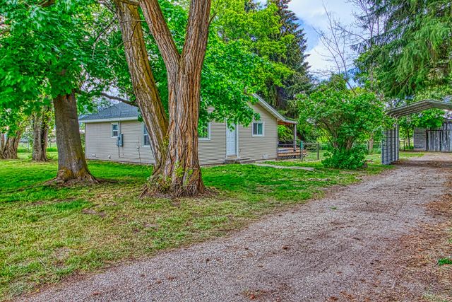 134 Grantsdale Cutoff Road, Hamilton, MT 59840