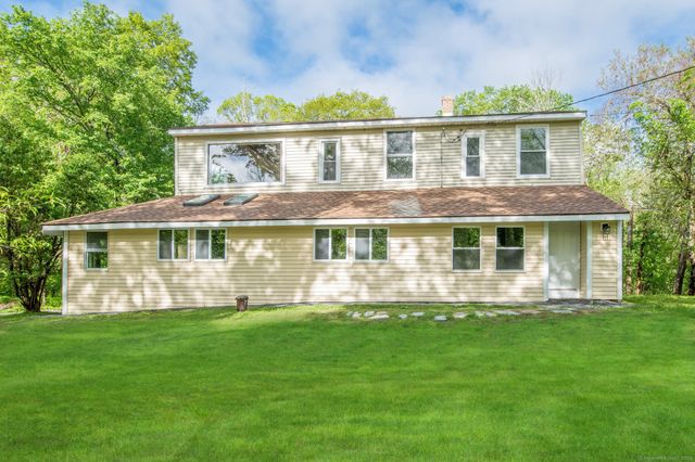 859 Ekonk Hill Road, Voluntown, CT 06384