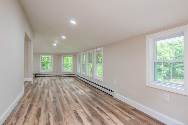 859 Ekonk Hill Road, Voluntown, CT 06384