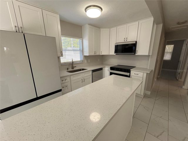 2304 LEHIGH AVENUE, Bradenton, FL 34207