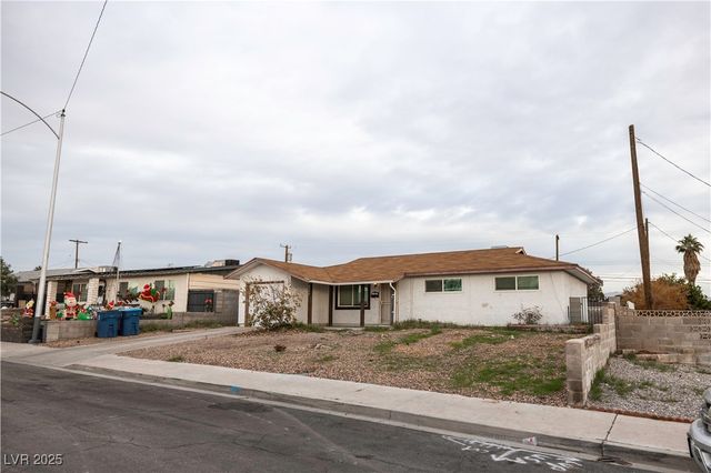 6540 Bristol Way, Las Vegas, NV 89107