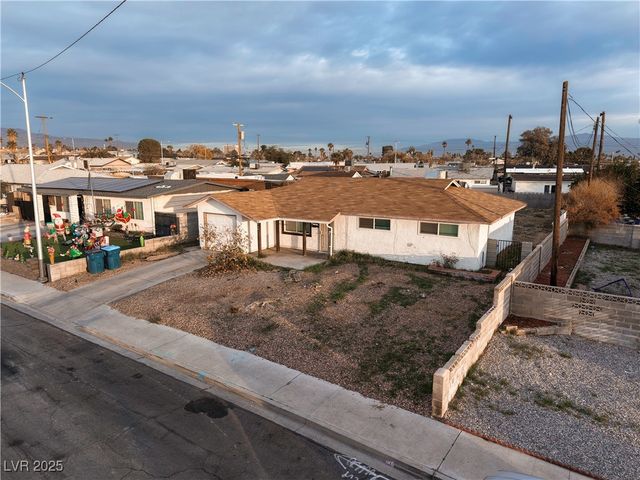 6540 Bristol Way, Las Vegas, NV 89107