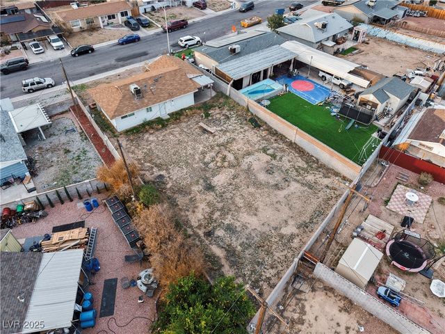 6540 Bristol Way, Las Vegas, NV 89107