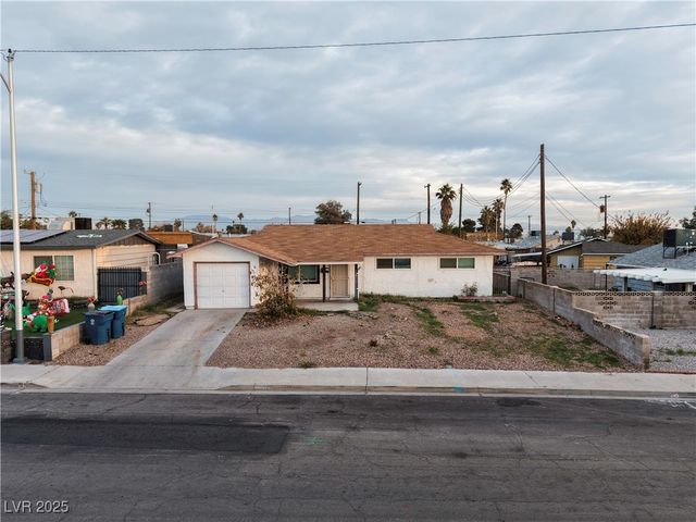 6540 Bristol Way, Las Vegas, NV 89107