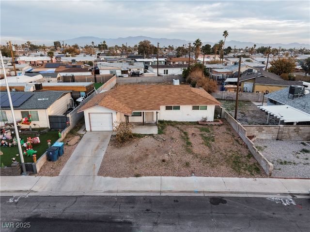 6540 Bristol Way, Las Vegas, NV 89107