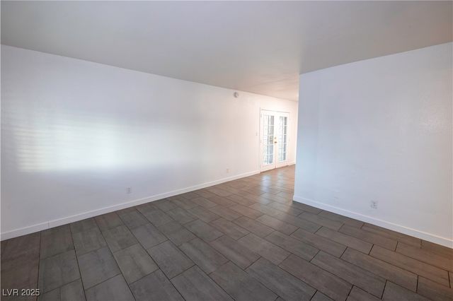 6540 Bristol Way, Las Vegas, NV 89107