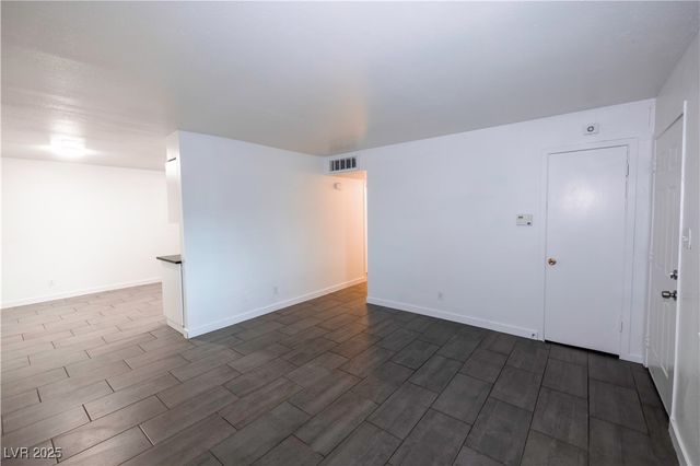 6540 Bristol Way, Las Vegas, NV 89107