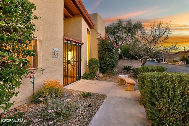 5674 N Camino Del Sol, Tucson, AZ 85718