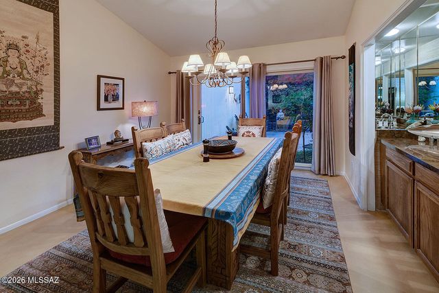 5674 N Camino Del Sol, Tucson, AZ 85718