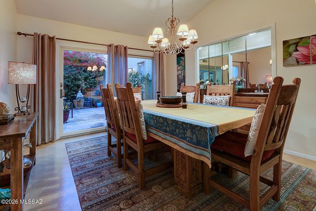 5674 N Camino Del Sol, Tucson, AZ 85718