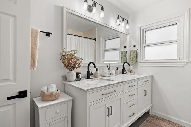 1516 Lawrence Street, Houston, TX 77008