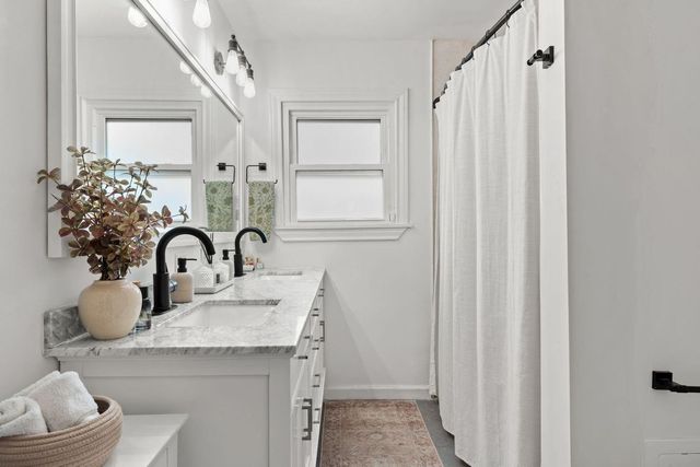 1516 Lawrence Street, Houston, TX 77008