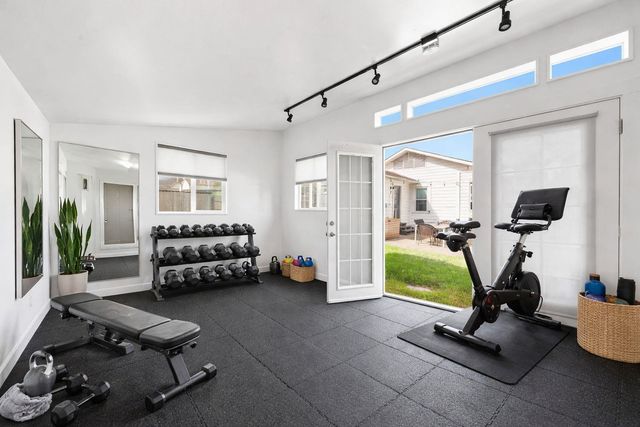 1516 Lawrence Street, Houston, TX 77008