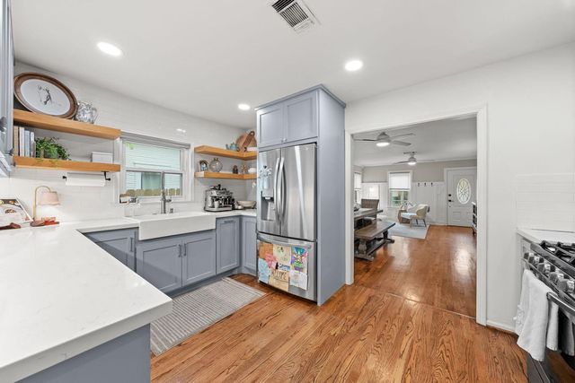 1516 Lawrence Street, Houston, TX 77008