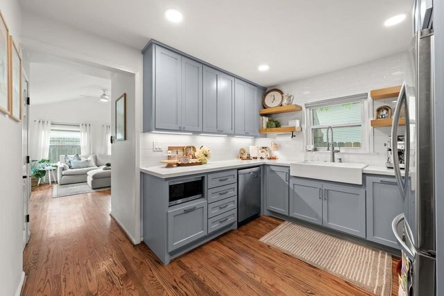 1516 Lawrence Street, Houston, TX 77008