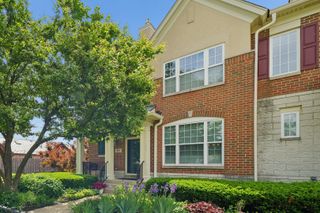 671 Central Avenue, Deerfield, IL 60015