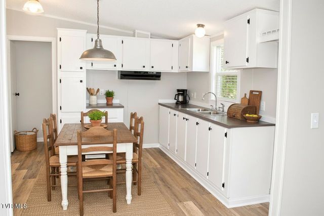 110 Chinquapin Lane, Jonesborough, TN 37659