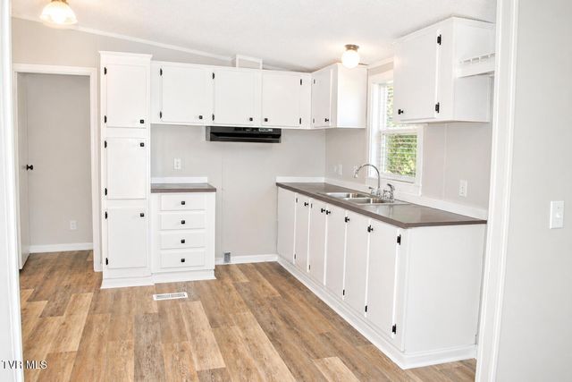 110 Chinquapin Lane, Jonesborough, TN 37659