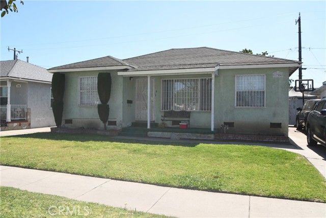 1706 W 137th Street, Compton, CA 90222