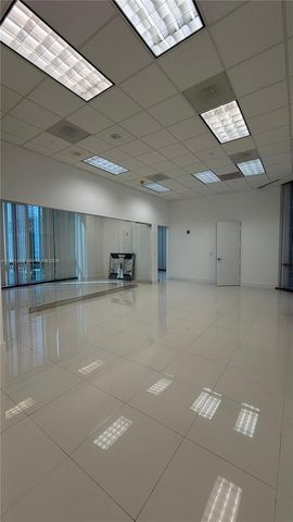 1200 Brickell Ave 200 D/E/F, Miami, FL 33131